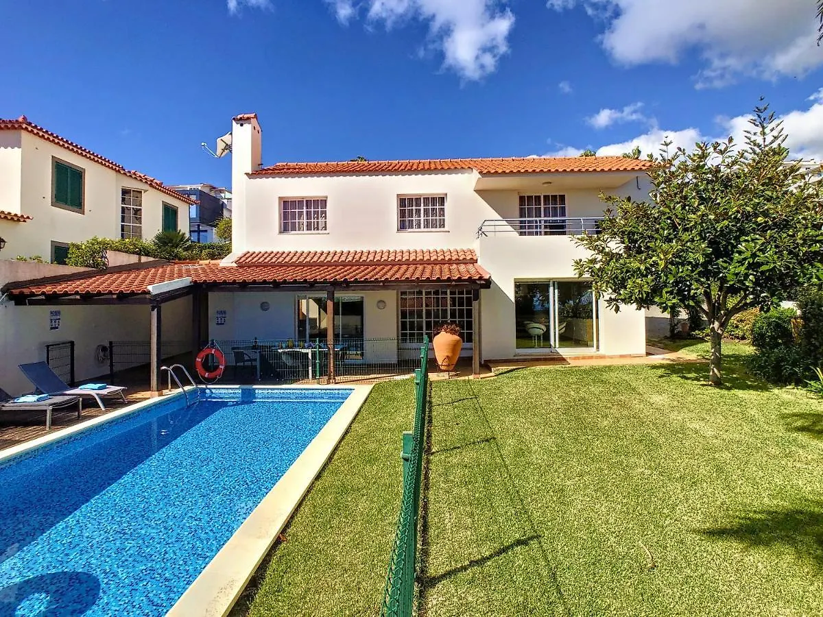 Villa Garajau By Lovelystay Caniço 0*,  Portogallo