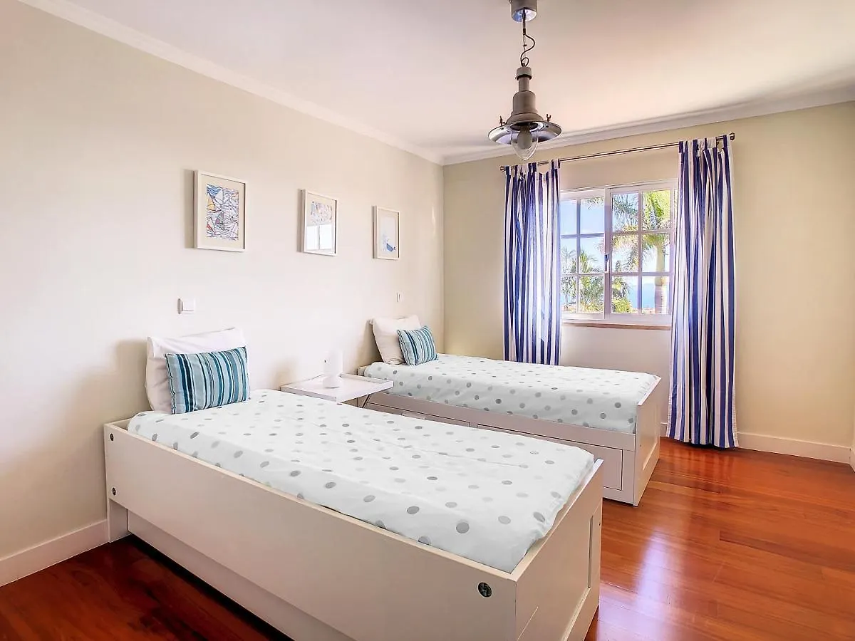 Villa Garajau By Lovelystay Caniço 0*,  Portogallo